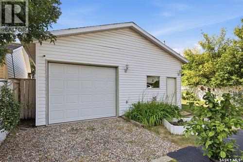 131 Ottawa Avenue S, Saskatoon, SK - Outdoor With Exterior