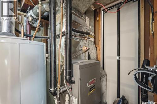 131 Ottawa Avenue S, Saskatoon, SK - Indoor Photo Showing Basement