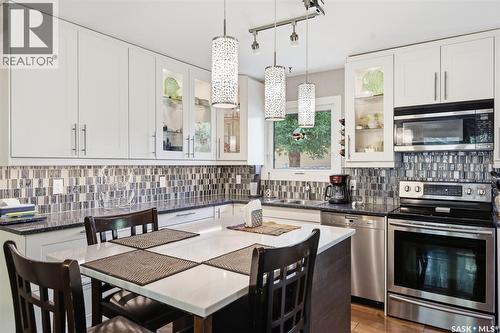 131 Ottawa Avenue S, Saskatoon, SK - Indoor