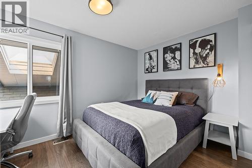 2125 Burtch Road Unit# 502, Kelowna, BC - Indoor Photo Showing Bedroom