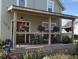 102 Victoria Street  Kensington, PE C0B 1M0