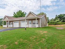 11 Summer Hill Place Upper Onslow, NS B6L 0G9