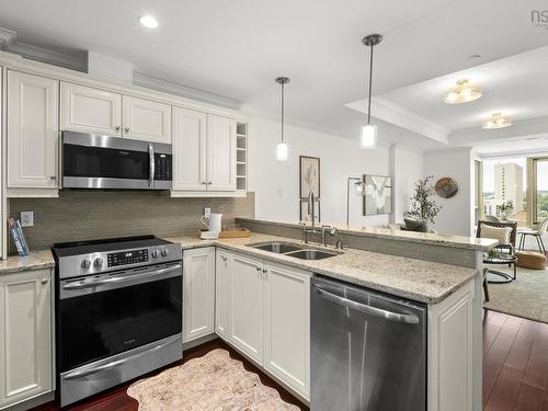 1204 1445 South Park Street, Halifax, NS - Indoor Photo Showing Kitchen With Stainless Steel Kitchen With Double Sink With Upgraded Kitchen