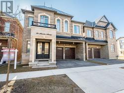 26 MARVIN AVENUE Oakville, ON L6H 0Z8