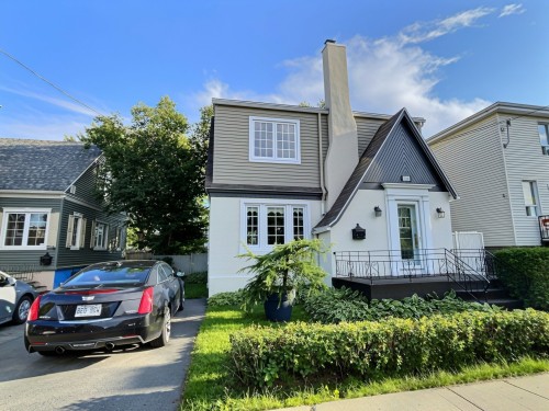 116 Rue Taschereau E — photo 1