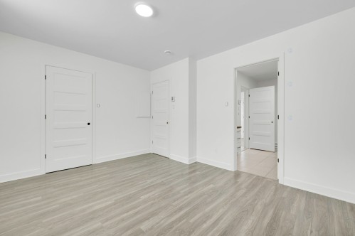 Chambre à coucher principale - 554 Rue Valiquette, Sainte-Adèle, QC - Indoor Photo Showing Other Room