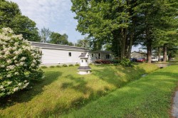 1500 Rue Rolland  Les Cèdres, QC J7T 1K7