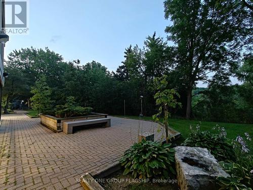 802 - 600 Rexdale Boulevard, Toronto, ON - Outdoor
