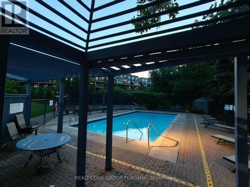 802 - 600 Rexdale Boulevard, Toronto, ON - Outdoor