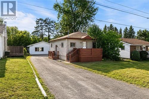 1099 Gordon Avenue  Sudbury, ON P3A 2V5
