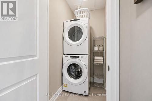 605 - 1878 Gordon Street, Guelph (Pineridge/Westminster Woods), ON - Indoor Photo Showing Laundry Room