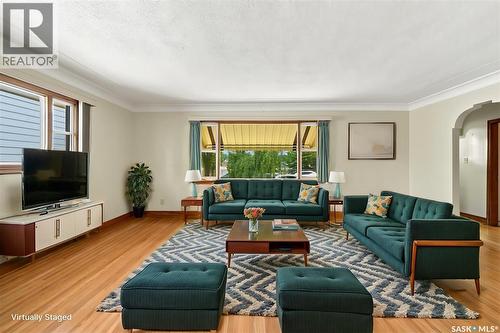 1325 Temperance Street, Saskatoon, SK - Indoor Photo Showing Living Room