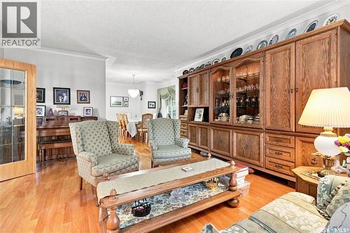 10 Ruby Place, Edenwold Rm No.158, SK - Indoor Photo Showing Living Room