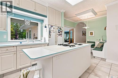 10 Ruby Place, Edenwold Rm No.158, SK - Indoor Photo Showing Kitchen