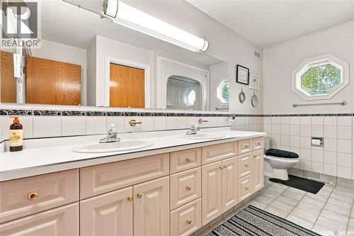10 Ruby Place, Edenwold Rm No.158, SK - Indoor Photo Showing Bathroom