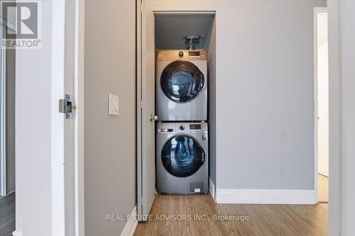 Ph#07 - 21 Overlea Boulevard, Toronto, ON - Indoor Photo Showing Laundry Room