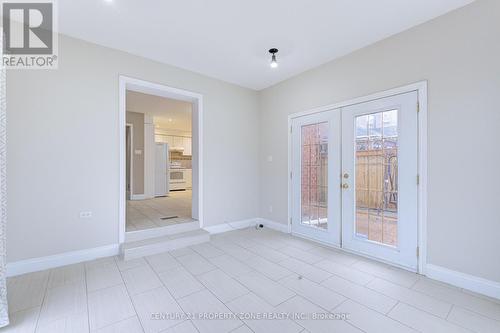4 Compton Court, Caledon, ON - Indoor Photo Showing Other Room