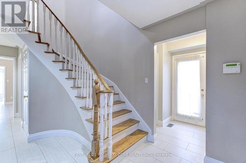 4 Compton Court, Caledon, ON - Indoor Photo Showing Other Room