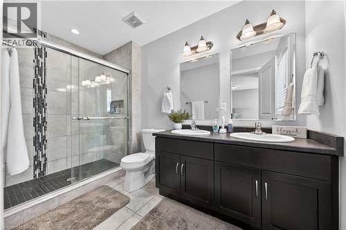 635 Saginaw Parkway Unit# 35, Cambridge, ON - Indoor Photo Showing Bathroom