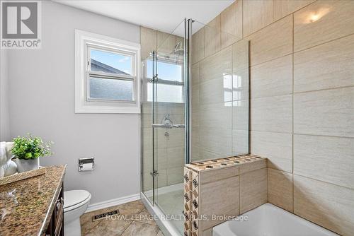 4452 Delaney Drive, Burlington, ON - Indoor Photo Showing Bathroom
