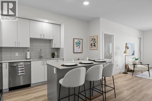 Photos are of a similar home; some features may vary - 1057 Frost Road Unit# 412, Kelowna, BC - Indoor