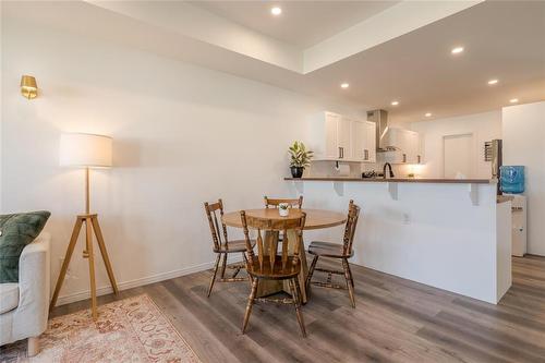 107 Birchwood Lane, Mitchell, MB - Indoor Photo Showing Dining Room