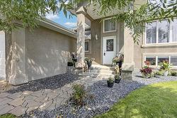 37 COUNTRY Lane  Blumenort, MB R0A 0C0