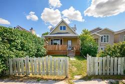 405 Queen Street  Winnipeg, MB R3J 3B4