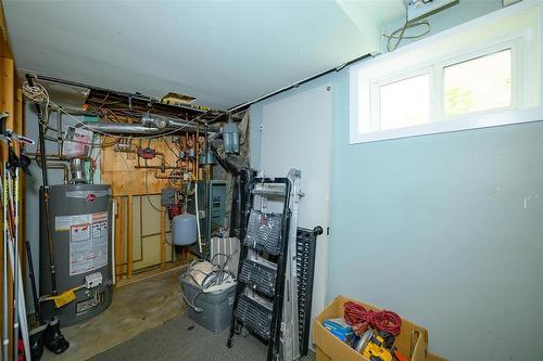 405 Queen Street, Winnipeg, MB - Indoor Photo Showing Basement