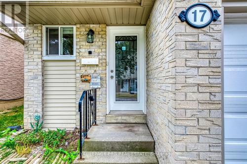 17 New Port Way, Markham, ON 