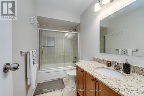 17 New Port Way, Markham, ON 