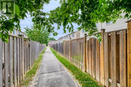 17 New Port Way, Markham, ON 
