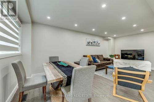 17 New Port Way, Markham, ON 