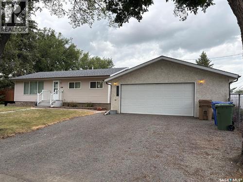 3116 3Rd Avenue N, Regina, SK - Outdoor