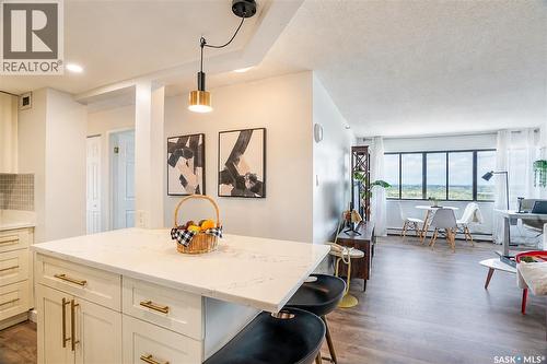 2402 311 6Th Avenue, Saskatoon, SK - Indoor Photo Showing Other Room