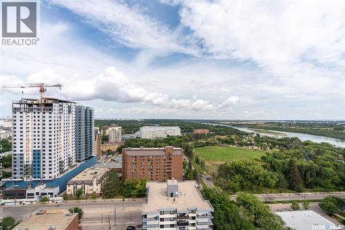 2402 311 6Th Avenue, Saskatoon, SK - Outdoor With View