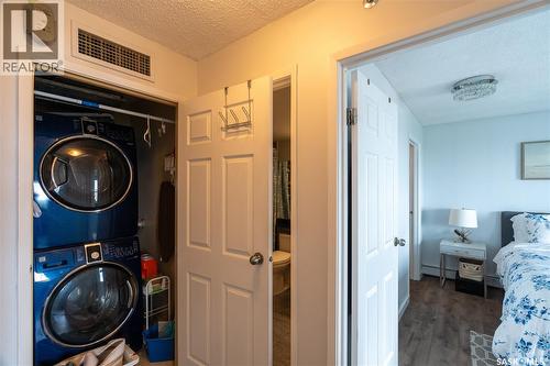 2402 311 6Th Avenue, Saskatoon, SK - Indoor Photo Showing Laundry Room
