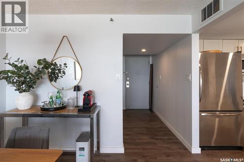 2402 311 6Th Avenue, Saskatoon, SK - Indoor