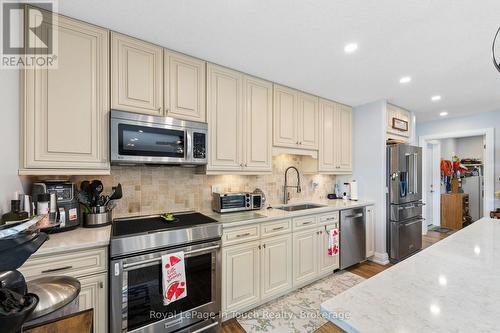 Stainless Appliances - 86 Andrew Drive, Tiny, ON - Indoor Photo Showing Kitchen