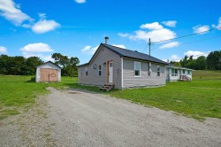 14 Rue de Clarendon  Portage-Du-Fort, QC J0X 2T0