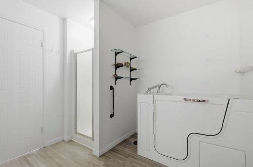 Salle de bains - 101-59 Rue René-Émard, L'Île-Perrot, QC - Indoor Photo Showing Other Room