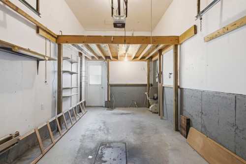 Garage - 101-59 Rue René-Émard, L'Île-Perrot, QC - Indoor Photo Showing Basement