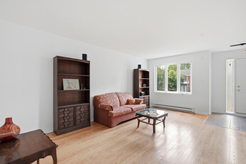 Salon - 101-59 Rue René-Émard, L'Île-Perrot, QC - Indoor Photo Showing Living Room