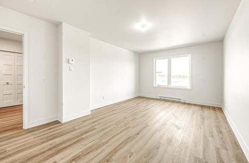 Chambre à coucher - 8-842 Rue Principale, Saint-Amable, QC - Indoor Photo Showing Other Room