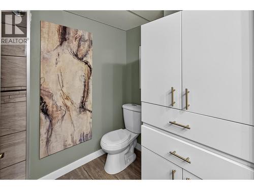 3703 Commonage Crescent, Vernon, BC - Indoor Photo Showing Bathroom