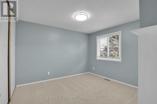 2nd Bedroom - 28 Weybridge Drive, Ottawa, ON - Indoor Photo Showing Other Room