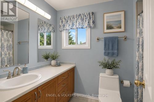Main Bathroom - Virtually Staged - 28 Weybridge Drive, Ottawa, ON - Indoor Photo Showing Bathroom