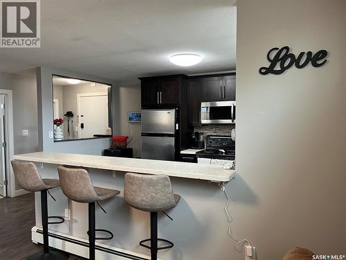 24 125 Froom Crescent, Regina, SK - Indoor Photo Showing Kitchen