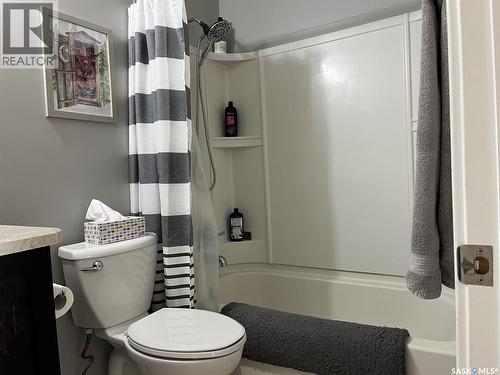 24 125 Froom Crescent, Regina, SK - Indoor Photo Showing Bathroom