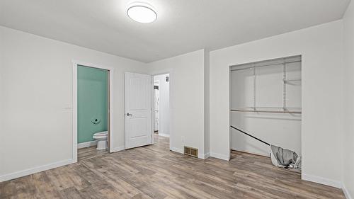 420 Hillaby Avenue, Kelowna, BC - Indoor Photo Showing Other Room